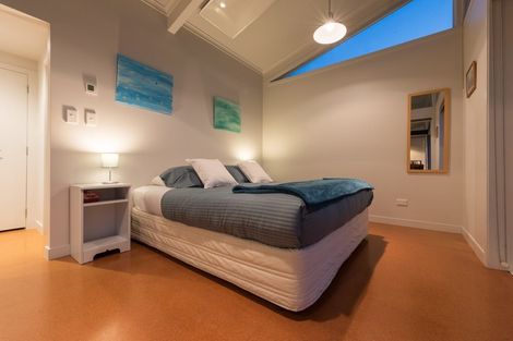 Photo of property in 190 Paroa Bay Road, Russell, 0272