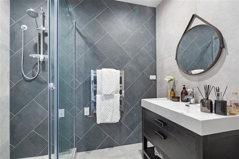 Photo of property in 258 Jervois Road, Herne Bay, Auckland, 1011