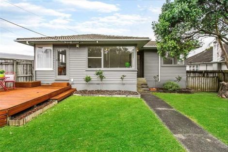 Photo of property in 1/29 Woodside Road, Massey, Auckland, 0614