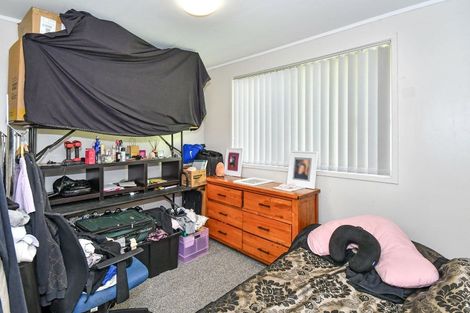 Photo of property in 2/1 Plunket Avenue, Papatoetoe, Auckland, 2104