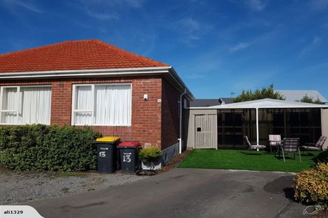 Photo of property in 13 Broadbent Street, Riccarton, Christchurch, 8041