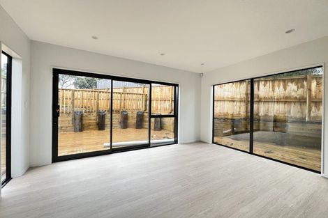 Photo of property in 105e Bond Crescent, Forrest Hill, Auckland, 0620