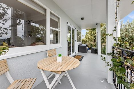 Photo of property in 17 Meeanee Quay, Westshore, Napier, 4110