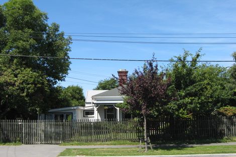 Photo of property in 12 Champion Street, Edgeware, Christchurch, 8013