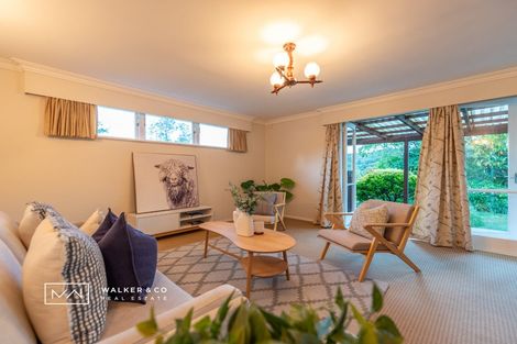 Photo of property in 28 Pinehaven Road, Pinehaven, Upper Hutt, 5019