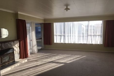 Photo of property in 5a Cameron Street, Waimate, 7924