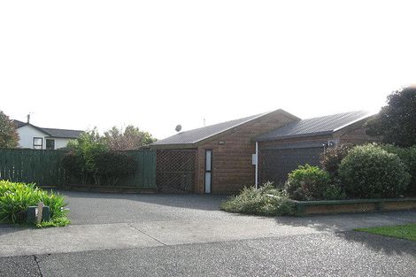 Photo of property in 4 Greenwood Place, Fitzherbert, Palmerston North, 4410