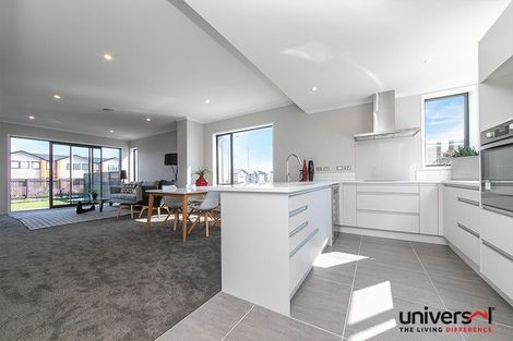 Photo of property in 479 Hobsonville Road, Hobsonville, Auckland, 0616