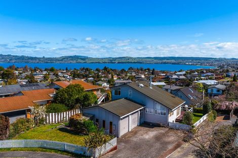 Photo of property in 9 Kempton Place, Richmond Heights, Taupo, 3330