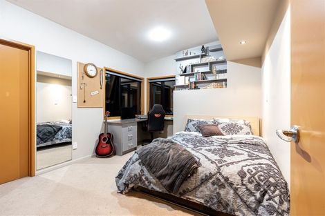 Photo of property in 19 Kitewao Street, Northcote, Auckland, 0627