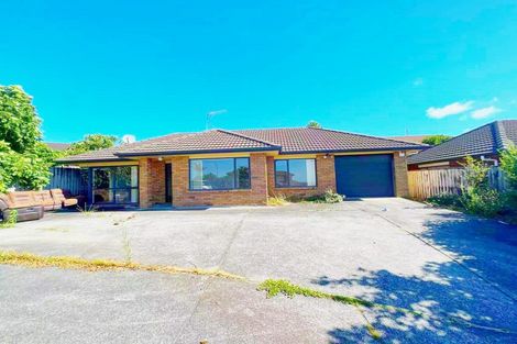 Photo of property in 19 Earnslaw Crescent, Clover Park, Auckland, 2019