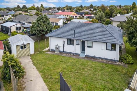 Photo of property in 35 Avro Crescent, Hornby, Christchurch, 8042