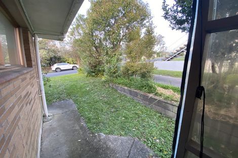 Photo of property in 1/6 Kathleen Street, Totara Vale, Auckland, 0627