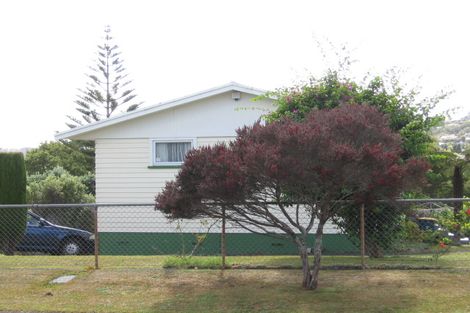 Photo of property in 21 Crocombe Crescent, Beach Haven, Auckland, 0626