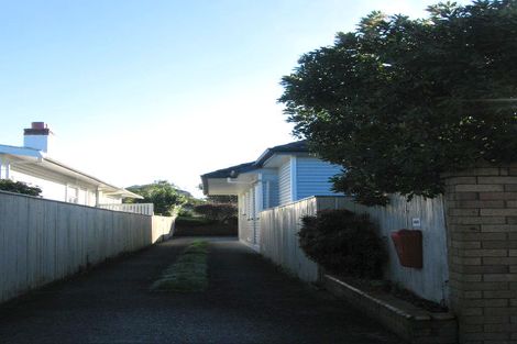 Photo of property in 2/187 Knights Road, Hutt Central, Lower Hutt, 5011