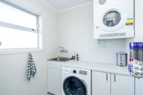 Photo of property in 43 Kowhai Avenue, Hargest, Invercargill, 9810