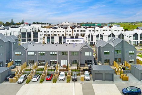 Photo of property in 90 Tarapuka Road, Westgate, Auckland, 0814