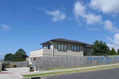 Photo of property in 4 Ashley Avenue, Long Bay, Auckland, 0630