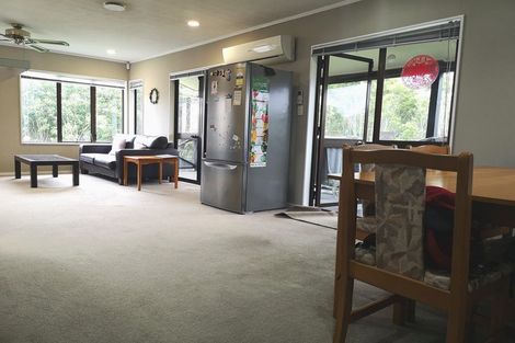 Photo of property in 12 Leven Lane, Totara Heights, Auckland, 2105