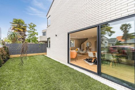 Photo of property in 12 Derby Downs Place, Ellerslie, Auckland, 1051