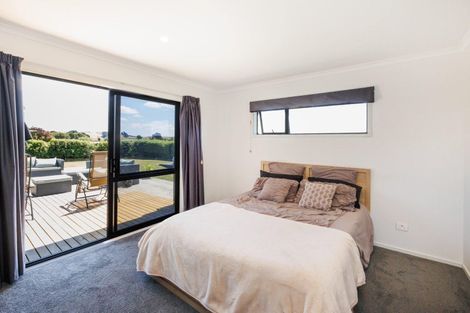 Photo of property in 14 George Street, Bulls, 4818