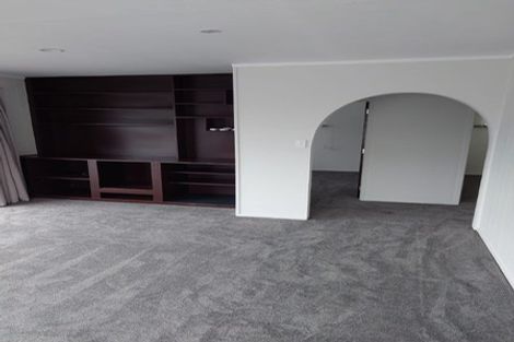 Photo of property in 1/41 Masterton Road, Rothesay Bay, Auckland, 0630