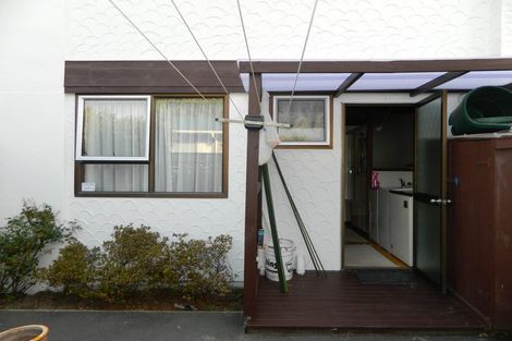 Photo of property in 2/9 Ash Grove, Ranui, Porirua, 5024