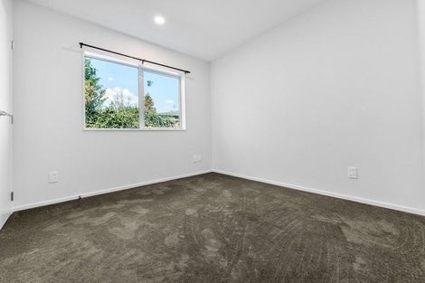 Photo of property in 25a Larnoch Road, Henderson, Auckland, 0610