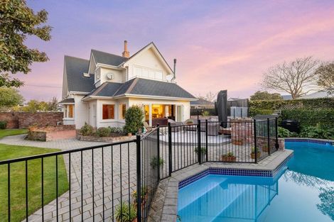 Photo of property in 69 Office Road, Merivale, Christchurch, 8014