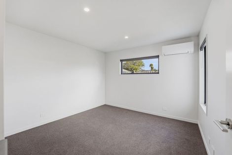 Photo of property in 30a Paddington Street, Northcote, Christchurch, 8052