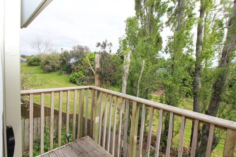 Photo of property in 18a Ennis Avenue, Pakuranga Heights, Auckland, 2010