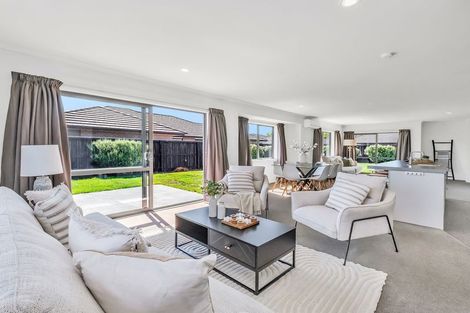 Photo of property in 28 Burford Way, Rolleston, 7615