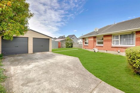Photo of property in 1/3 Trist Place, Edgeware, Christchurch, 8013