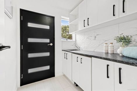 Photo of property in 207 Gills Road, Half Moon Bay, Auckland, 2014