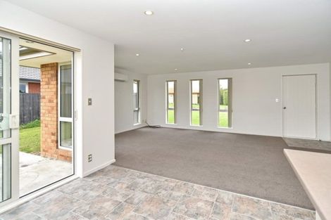 Photo of property in 6 Maple Place, Rangiora, 7400