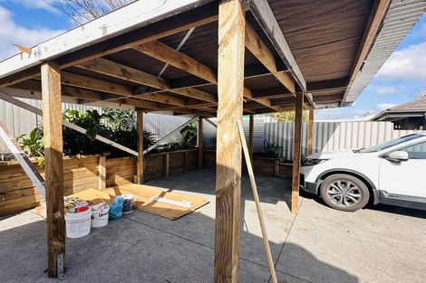 Photo of property in 2/2 Kelvin Road, Papakura, 2110