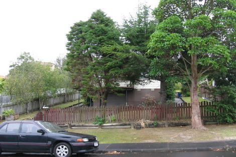 Photo of property in 42 Lavery Place, Sunnynook, Auckland, 0632