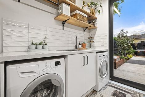 Photo of property in 4/12 Southey Street, Sydenham, Christchurch, 8023