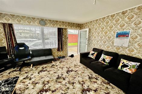 Photo of property in 2/79 Rimu Street, New Lynn, Auckland, 0600