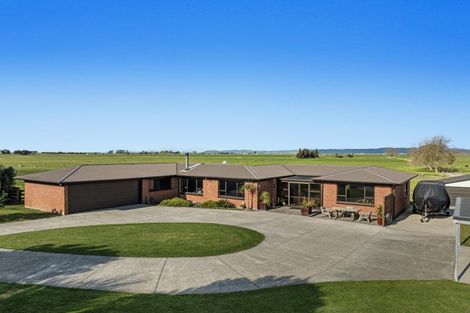 Photo of property in 97 East Bank Road, Edgecumbe, Whakatane, 3193