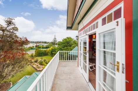 Photo of property in 77 East Street, Feilding, 4702