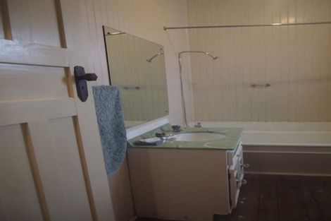 Photo of property in 4 Sinnamon Street, Reefton, 7830