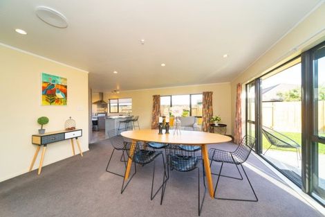 Photo of property in 49 Meridian Grove, Kelvin Grove, Palmerston North, 4414