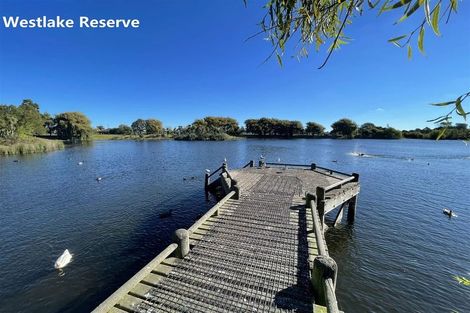 Photo of property in 4 Rowanwood Close, Halswell, Christchurch, 8025