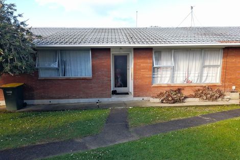 Photo of property in 8 Springfield Street, Forrest Hill, Auckland, 0620