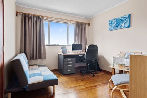 Photo of property in 1 Domain Road, Kawakawa, 0210