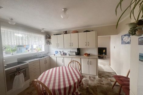 Photo of property in 12 Mangaroa Hill Road, Maoribank, Upper Hutt, 5018