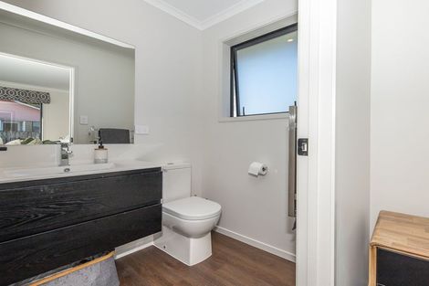 Photo of property in 51 Lyndhurst Street, Westport, 7825