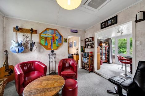 Photo of property in 6 Galt Street, Hawera, 4610