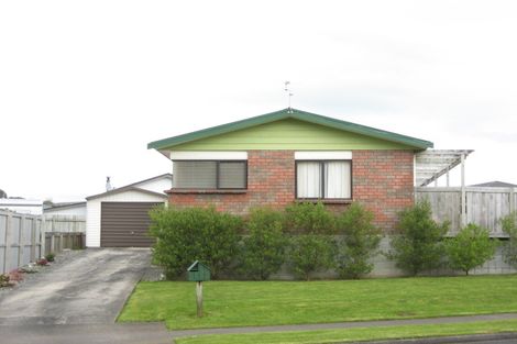Photo of property in 30 Poplar Grove, Whalers Gate, New Plymouth, 4310
